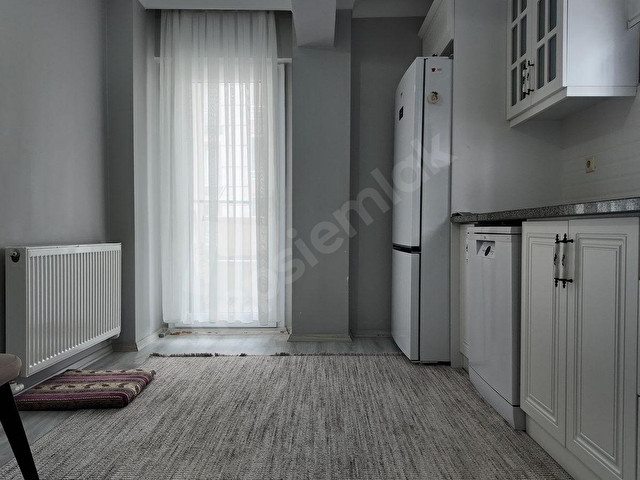 HÜRRİYET HİSAR CAMİİ MEVKİİ 100 M2 2+1 BAKIMLI DAİRE - Görsel 12