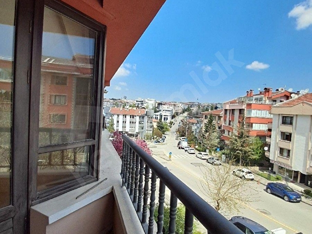 Dogan Emlaktan köşe binada asansörlü,BOŞ üc cephe ,merkezde - Görsel 10