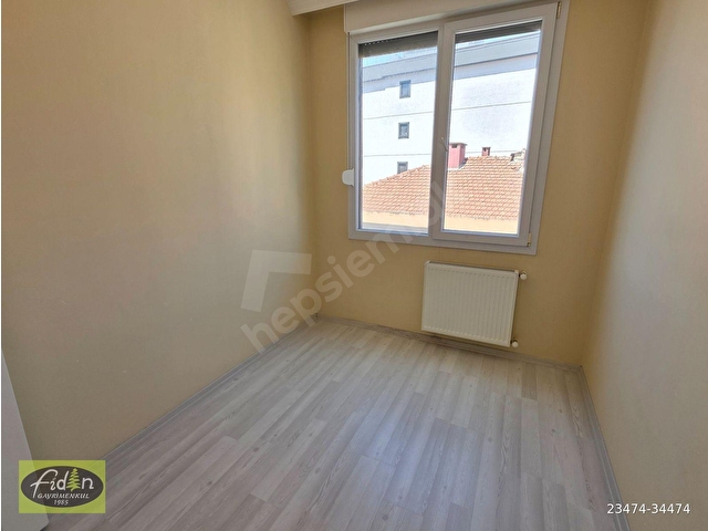 FİDANDAN MERDİVENKÖY DE, YENİ BİNA, 2+1 KOMBİLİ, SATILIK DAİRE - Görsel 8