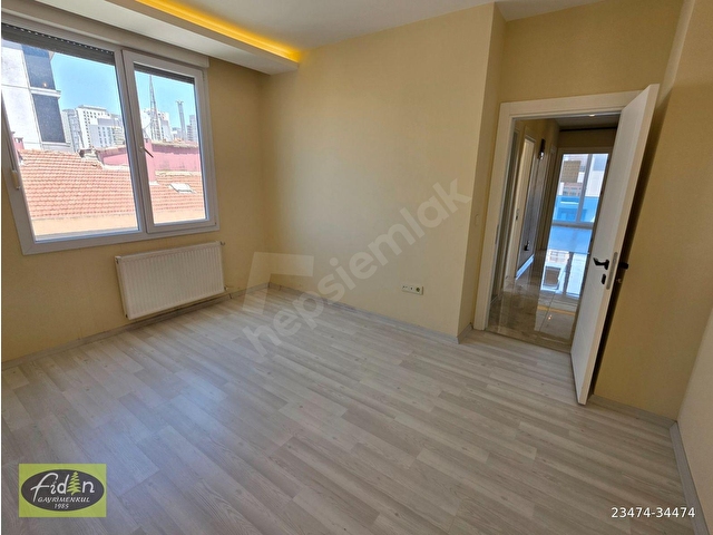 FİDANDAN MERDİVENKÖY DE, YENİ BİNA, 2+1 KOMBİLİ, SATILIK DAİRE - Görsel 17