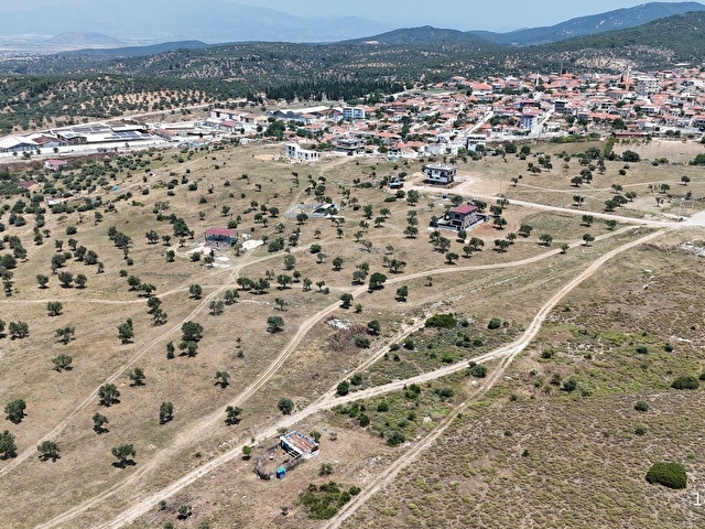 Bergama da deniz manzaralı, merkeze yakın villa imarlı arsa - Görsel 9