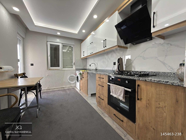KARŞIYAKAda ASANSÖRLÜ 4.KAT 2+1 FULL EŞYALI 105m2 KİRALIK DAİRE