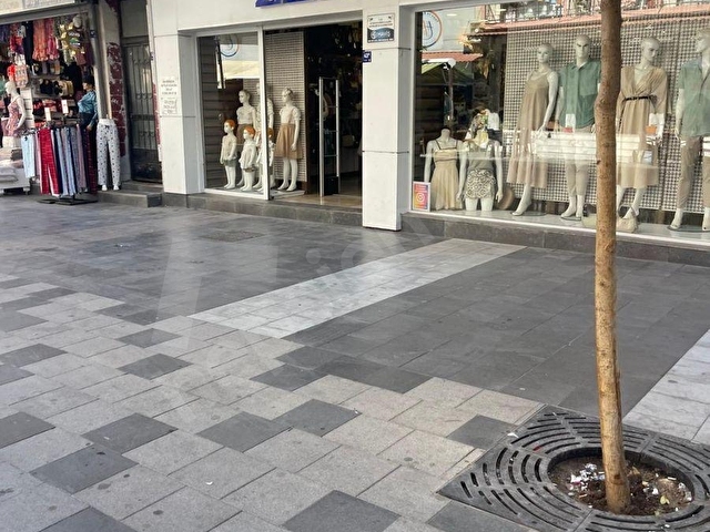 Merkezi Konumda Yüksek Kira Getirili 203 m² Dükkan - Görsel 5