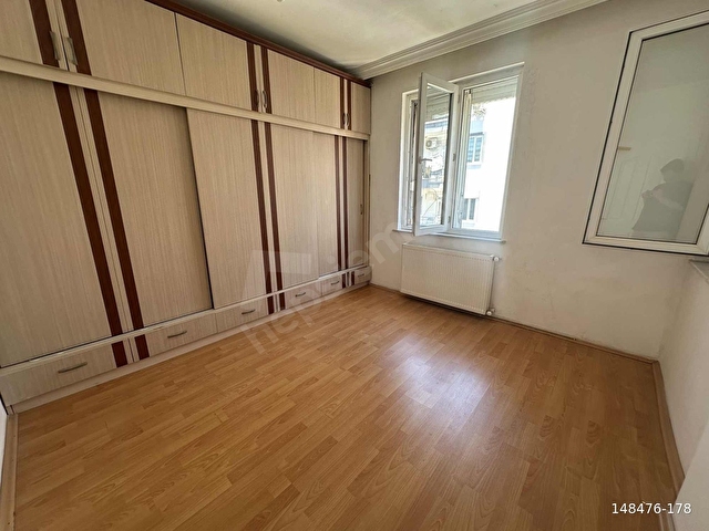 EMİNEVİME UYGUN GENİŞ KULLANIŞLI DOĞALGAZLI 3+1 ARAKAT DAİRE - Görsel 10