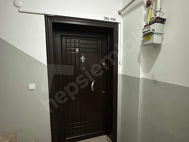 EMİNEVİME UYGUN GENİŞ KULLANIŞLI DOĞALGAZLI 3+1 ARAKAT DAİRE - Görsel 27