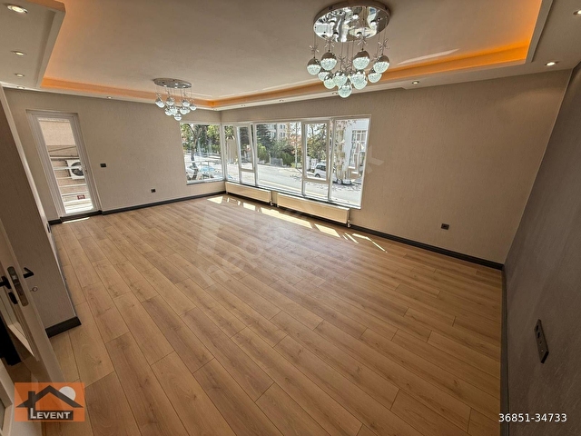 LEVENTTEN DİKMEN CADDESİ ÜZERİ 3+1+2 BANYOLU, 140 M2 ÖN CEPHE ULTRA LÜKS YAPILI KATTA AÇIK OTOPARK - Görsel 12