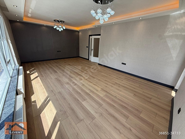 LEVENTTEN DİKMEN CADDESİ ÜZERİ 3+1+2 BANYOLU, 140 M2 ÖN CEPHE ULTRA LÜKS YAPILI KATTA AÇIK OTOPARK - Görsel 13