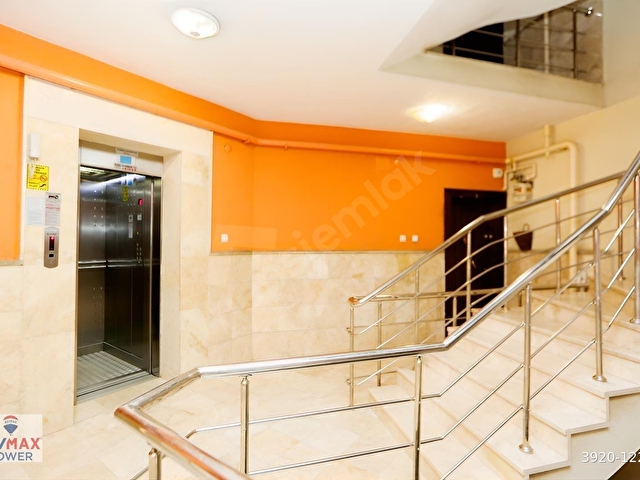 ÇUKURAMBARDA OFİS/İŞYERİ KULLANIMLI 4+1 SATILIK DAİRE - Görsel 3