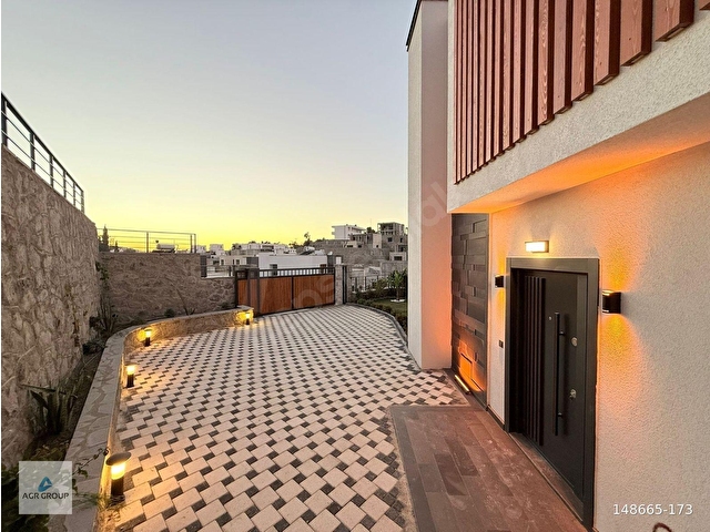 GÜMÜŞLÜKTE 530 M2 ARSA İÇERİSİNDE FIRSAT FİYATA 4+1 VİLLA ! - Görsel 15