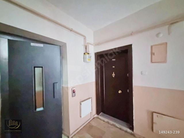 LÜX ERZURUMDAN YILDIZKENTTE MERKEZİ KONUMDA 3+1 ARAKAT DAİRE - Görsel 6