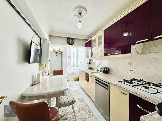 BARUT EMLAK_ MERKEZDE MASRAFSIZ YAPILI ORTA KAT 3+1 120M2 GÜNEY - Görsel 5
