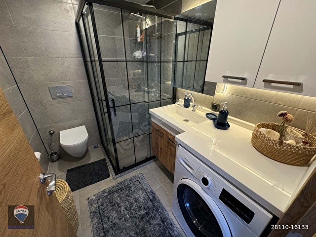 Havuzlu Ve Güvenlikli Sitede Geniş Bahçeli Yeni Villa - Görsel 24