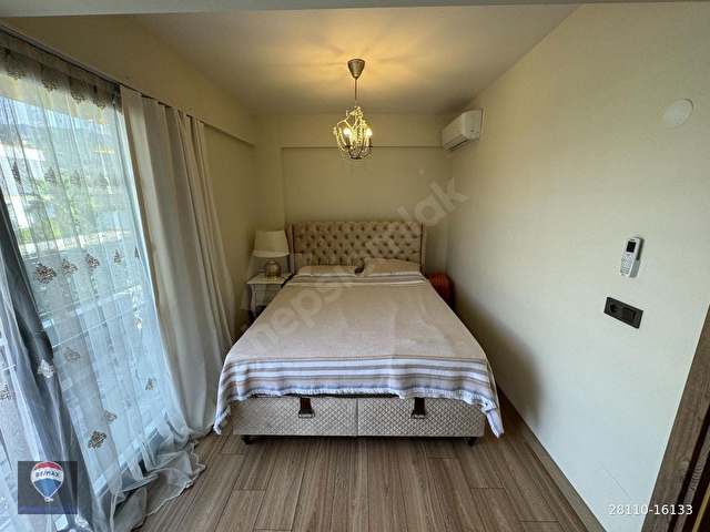 Havuzlu Ve Güvenlikli Sitede Geniş Bahçeli Yeni Villa - Görsel 19