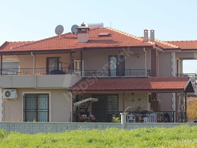 ORTACA CUMHURİYETTE 4+1 TAM MÜSTAKİL SATILIK VİLLA