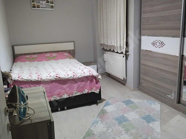 REŞADİYEDE İÇİ FUL YAPILI 2+1 ARA KAT 90 m2 - Görsel 3