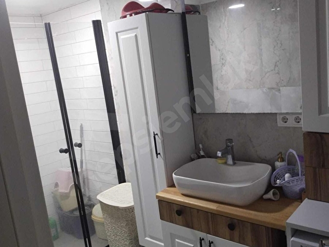 REŞADİYEDE İÇİ FUL YAPILI 2+1 ARA KAT 90 m2 - Görsel 4
