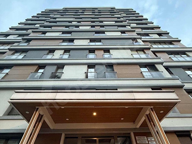 GALAVİA REZİDANSTA 11. KAT METROYA 7 DK 2+1 BOŞ SATILIK DAİRE - Görsel 3