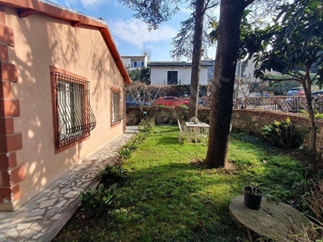 LEVENT, ÇAMLIK CAD./ŞAKAYIKLI SOK. KÖŞEBAŞI 370 m2 ARSALI VİLLA - Görsel 11