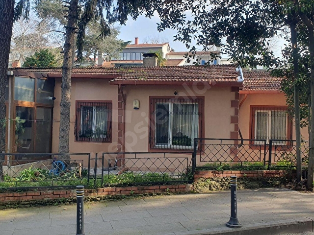 LEVENT, ÇAMLIK CAD./ŞAKAYIKLI SOK. KÖŞEBAŞI 370 m2 ARSALI VİLLA - Görsel 15