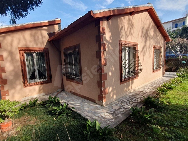 LEVENT, ÇAMLIK CAD./ŞAKAYIKLI SOK. KÖŞEBAŞI 370 m2 ARSALI VİLLA - Görsel 10