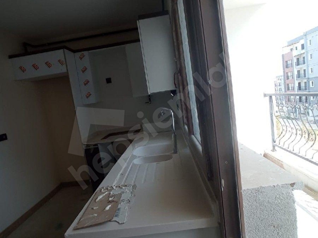 Hakem Emlaktan Sarıçam BURUK TOKİLERDE Bölgenin en geniş 3+1 KAPALI MUTFAK BORÇSUZ SATILIK DAİRE