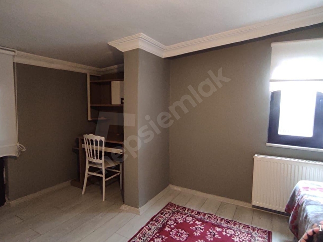 ÖMÜREVLERİ TRAMVAY DURAĞINDA, EŞYALI, GENİŞ KİRALIK 2+1 DAİRE - Görsel 18