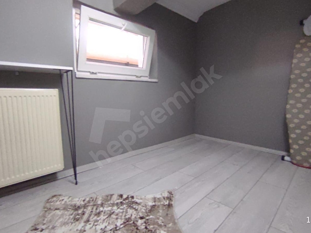 ÖMÜREVLERİ TRAMVAY DURAĞINDA, EŞYALI, GENİŞ KİRALIK 2+1 DAİRE - Görsel 28
