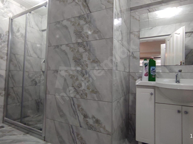 ÖMÜREVLERİ TRAMVAY DURAĞINDA, EŞYALI, GENİŞ KİRALIK 2+1 DAİRE - Görsel 26