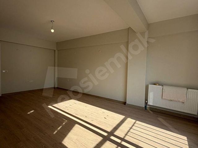BANDIRMA MAVİ EMLAKTAN YENİ MAHALLEDE 2+1 KİRALIK DAİRE - Görsel 11
