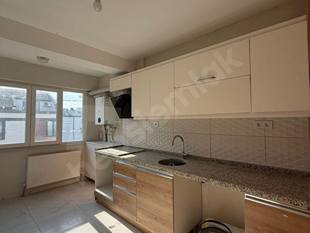 BANDIRMA MAVİ EMLAKTAN YENİ MAHALLEDE 2+1 KİRALIK DAİRE - Görsel 5