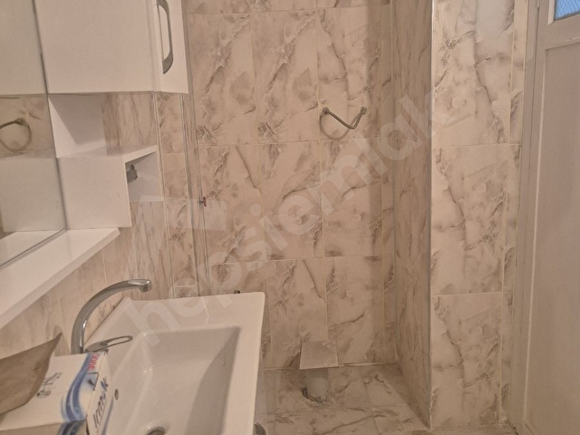 Üçyol beton yolda satılık 2+1 köşe daire - Görsel 18