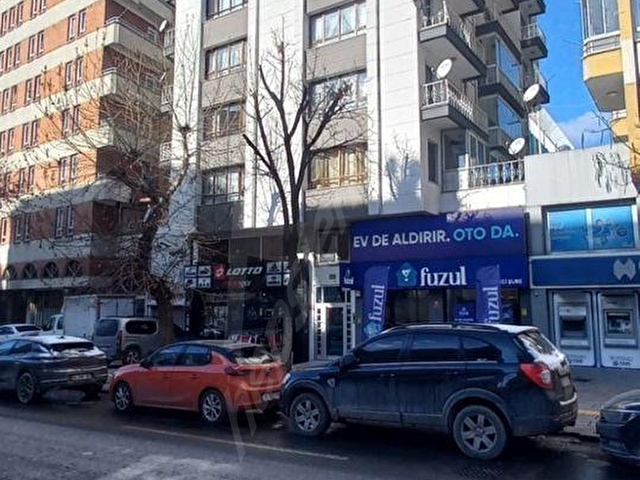 Cemal Gürsel Caddesi’nde Kapalı Otoparklı, Asansörlü Ferah 3+1 Kiralık - Görsel 7