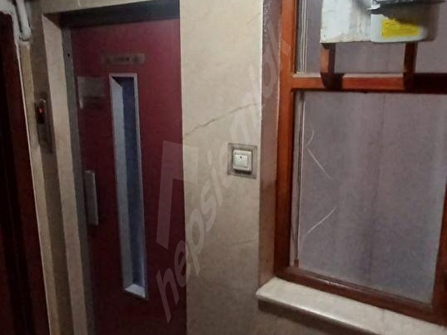 Cemal Gürsel Caddesi’nde Kapalı Otoparklı, Asansörlü Ferah 3+1 Kiralık - Görsel 13