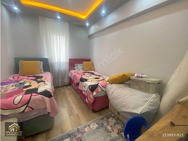 HEMDEM GAYRİMENKULDEN TOPÇU DA EBEVEYN BANYOLU FULL YAPILI ARAKATTA 3+1 SATILIK DAİRE - Görsel 10
