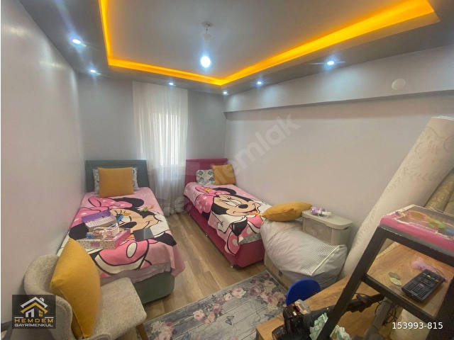 HEMDEM GAYRİMENKULDEN TOPÇU DA EBEVEYN BANYOLU FULL YAPILI ARAKATTA 3+1 SATILIK DAİRE - Görsel 9