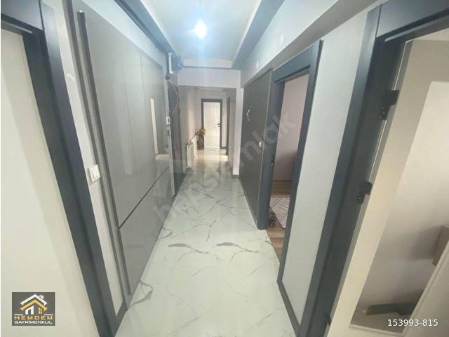 HEMDEM GAYRİMENKULDEN TOPÇU DA EBEVEYN BANYOLU FULL YAPILI ARAKATTA 3+1 SATILIK DAİRE - Görsel 15