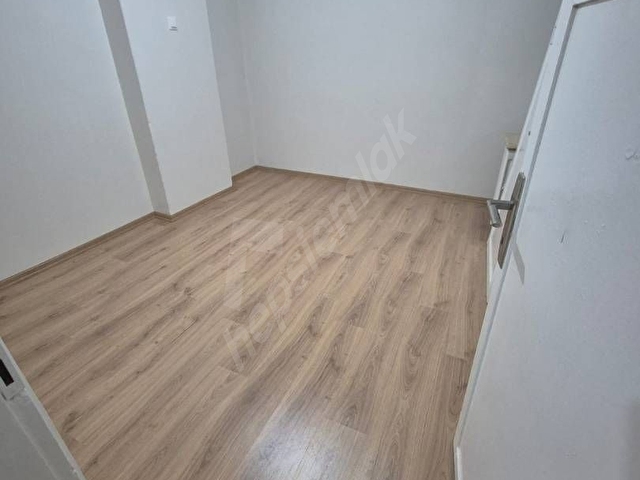 SAHİBİNDEN ÖĞRTMENLER CADDESİNDE KOMLE YENİLENMİŞ 3+1 DAİRE - Görsel 9