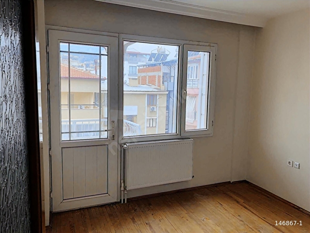 ÇINARLI CADDESİNDE DOĞAL GAZLI KİRALIK - Görsel 10