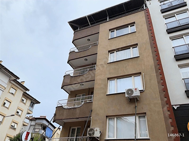 ÇINARLI CADDESİNDE DOĞAL GAZLI KİRALIK