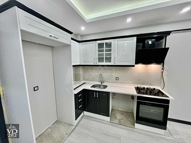 VD 282 GAYRİMENKUL DEN KİRALIK HAVUZLU LÜX SİTEDE 1+1