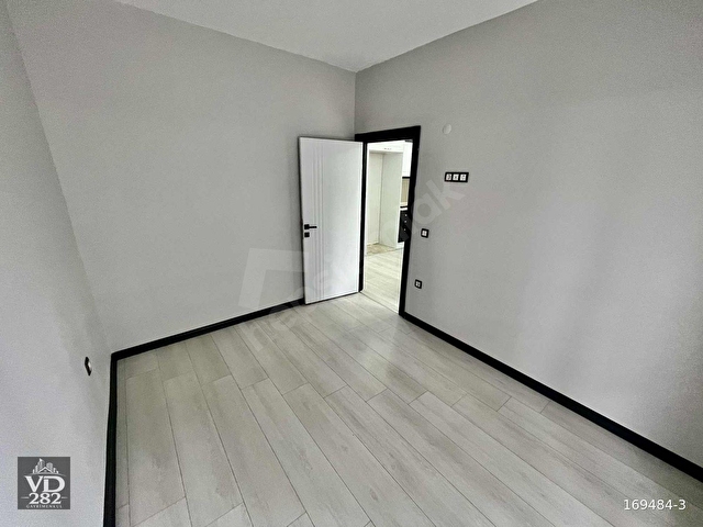 VD 282 GAYRİMENKUL DEN KİRALIK HAVUZLU LÜX SİTEDE 1+1 - Görsel 4