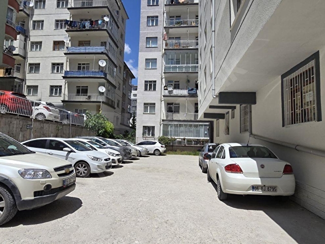 YAVUZDAN 3+1 ARA KAT METRO ÇIKIŞINDA OTO PARKLI ISI YALITIMLI - Görsel 21
