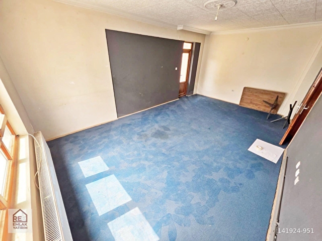 YENİMAHALLEDE 2.KAT KONUMUNDA KİRALIK 2+1 90 M2 DAİRE - Görsel 2
