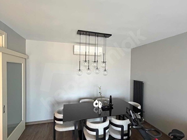 GLOW 3 SİTESİNDE CADDE CEPHELİ 2,5+1 SATILIK FIRSAT DAİRE - Görsel 3