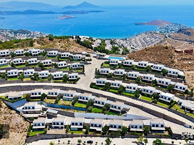 Camel beach’te Özel Plajı Olan Bağla İdealtown Sitesinde Köşe Konumda 3+1 Müstakil Villa - Görsel 5
