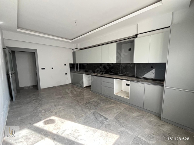 BELKIZDA NEZİH KONUMDA SOSYLAN İMKANLARA YAKIN 3+1 DAİRE - Görsel 3