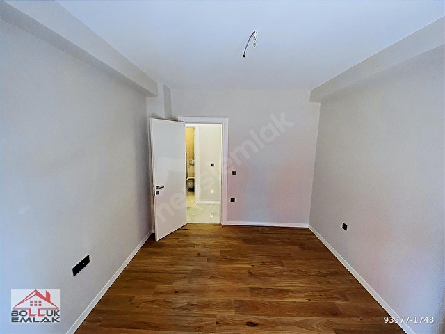 KIZILYERDE SİTE İÇERİSİNDE 4+1 220 M2 ASANSÖRLÜ LÜKS DAİRE - Görsel 21