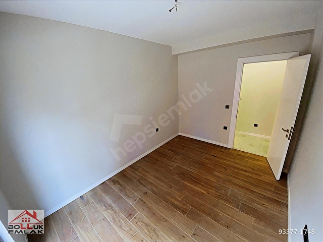 KIZILYERDE SİTE İÇERİSİNDE 4+1 220 M2 ASANSÖRLÜ LÜKS DAİRE - Görsel 23