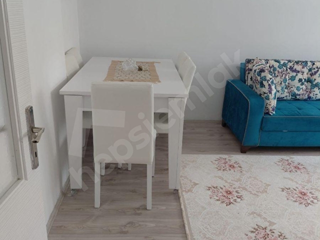 -BAVULUNU AL GEL-HARİKA LOKASYONDA FULL EŞYALI KİRALIK 2+1DAİRE- - Görsel 7