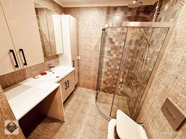 GÜZELYALIDA ARAKAT FULL YAPILI SATILIK DAİRE - Görsel 10